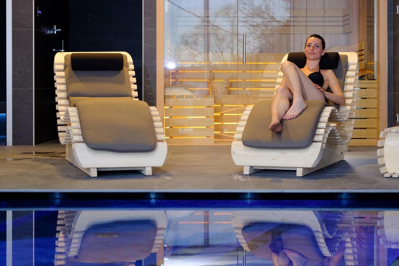 Moderno & Hotel 3*