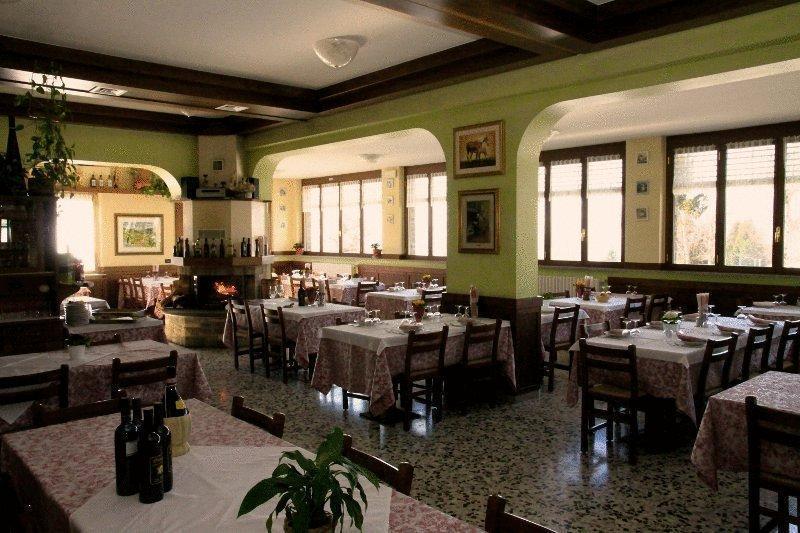 Moderno & Hotel