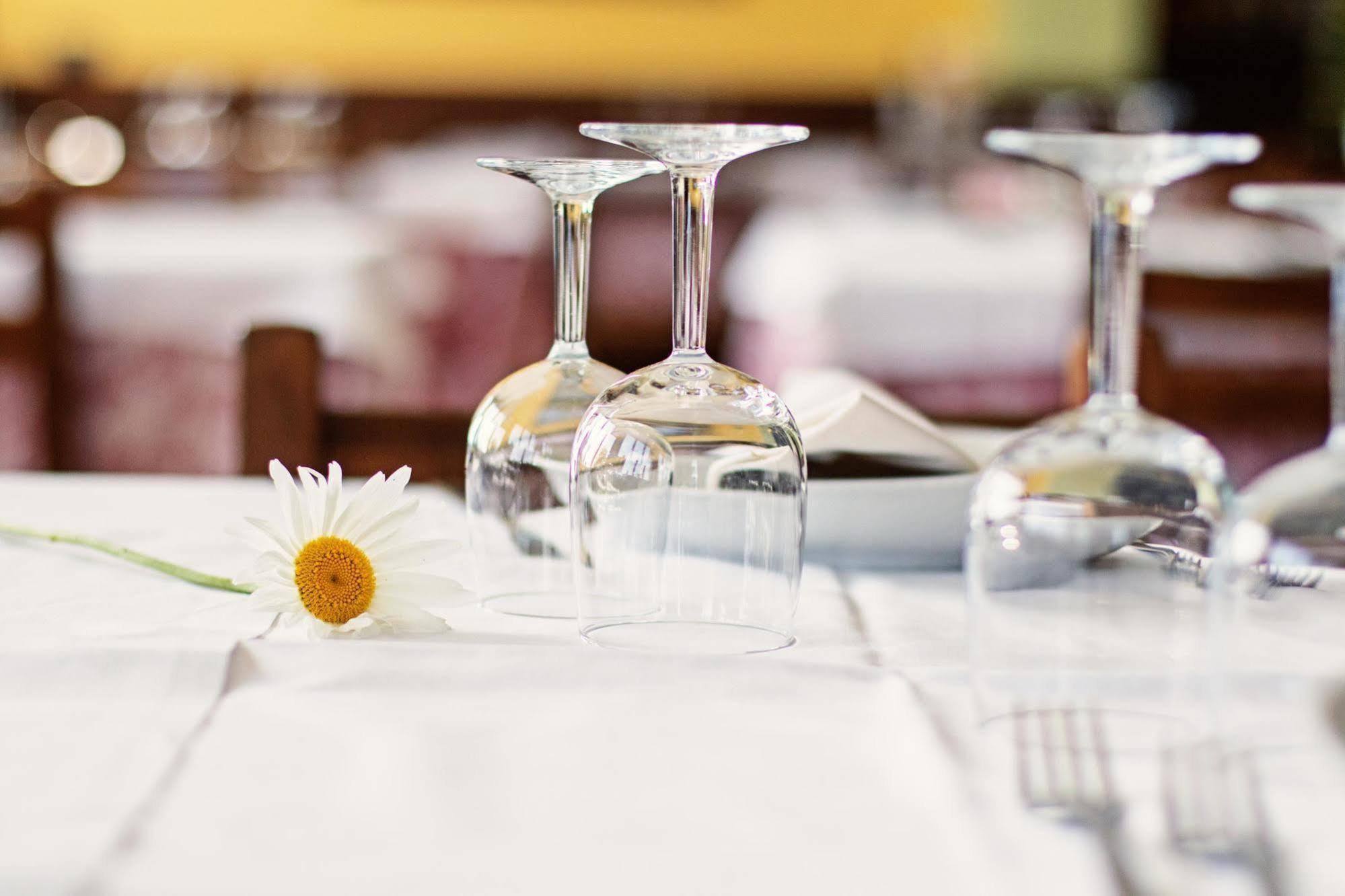 Hotel Moderno &